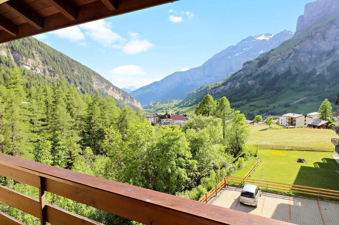 Nouveau studio avec vue imprenable sur les montagnes Loèche-les-Bains Extérieur photo